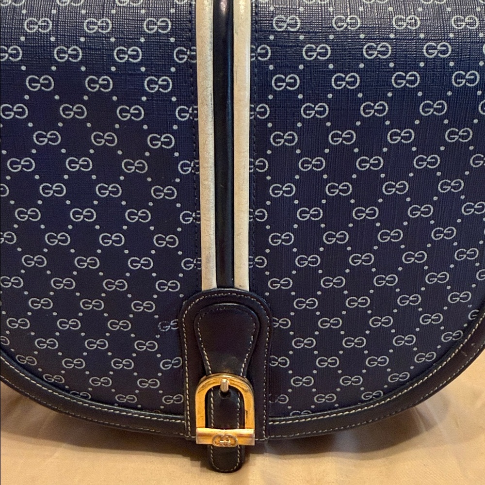 Vintage Gucci Navy Blue Crossbody Bag - Picture 3 of 12